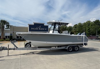 2021 Sea Hunt 27 Gamefish Boat
